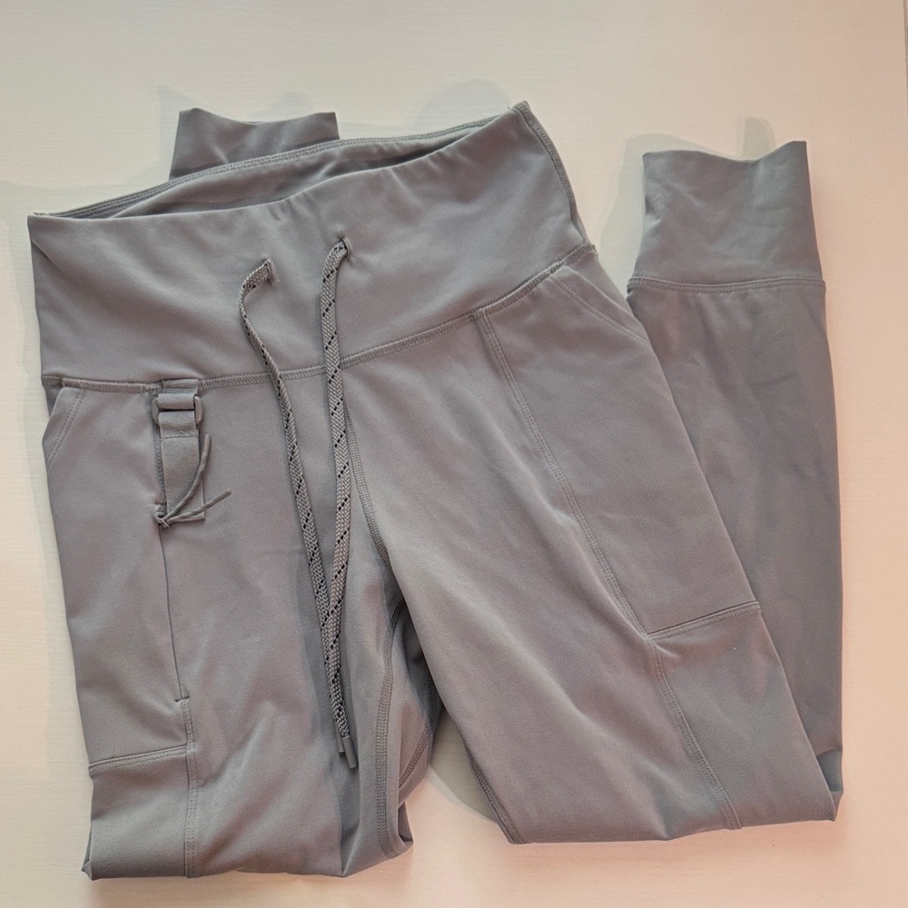 90 Degree By Reflex Gray Leggings